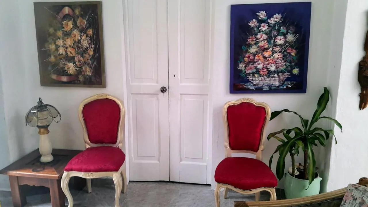 Inn Casa De Huespedes La Antioquenita El Lugar Perfecto Para Tu Estadia Medellín Colombia